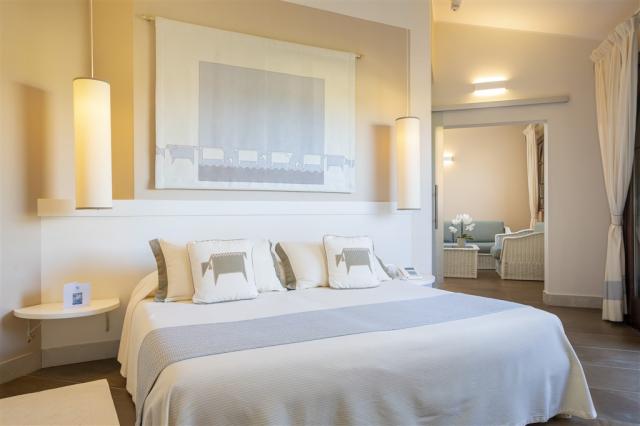 Hotel_Baia_di_Nora _Suite (2).jpg