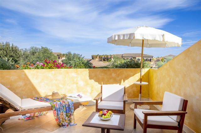 Hotel_Baia_di_Nora _Suite (8).jpg
