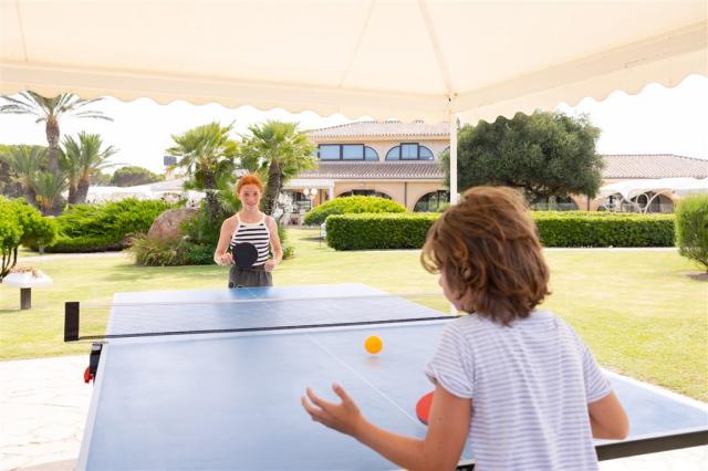 Hotel Baia di Nora - Ping Pong.jpg