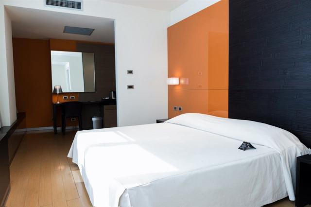 suite_orange.jpg