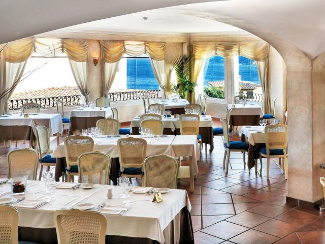 COLONNA_RESORT_restaurace_Colonna1.jpg