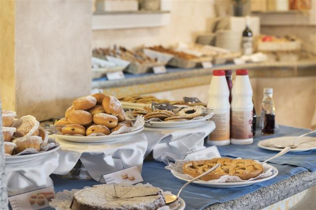 COLONNA_RESORT_restaurace_Buffet Breakfast 6.jpg