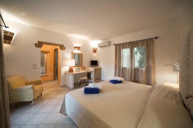 HOTEL LE SABINE_POKOJ SUITE2.jpg