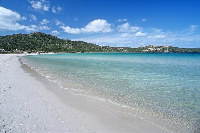 COLONNA BEACH HOTEL & RESIDENCE_PLÁŽ MARINELEDDA.jpg