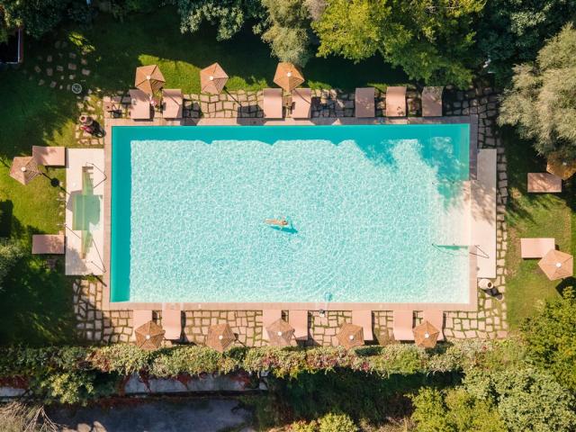 POOL (1)3.jpg