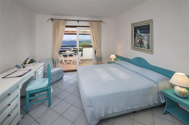 Bisaccia classic sea view main building.jpg
