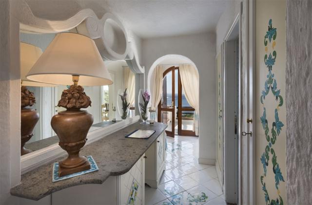 Bisaccia j.suite SV main building 7.jpg