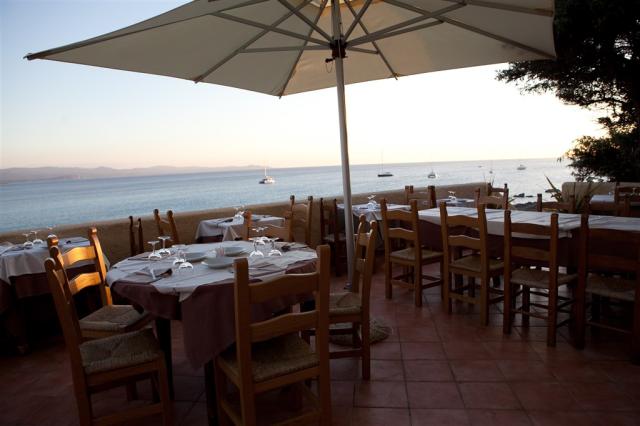 Veranda ristorante 3.jpg