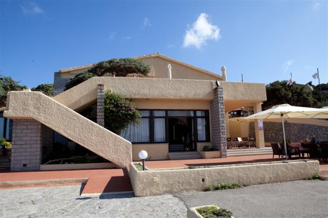 Ingresso ristorante.jpg