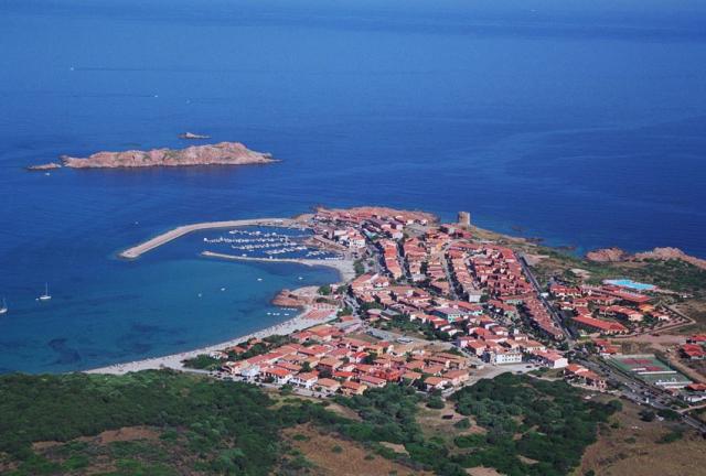 ISOLA ROSSA letecká2.jpg