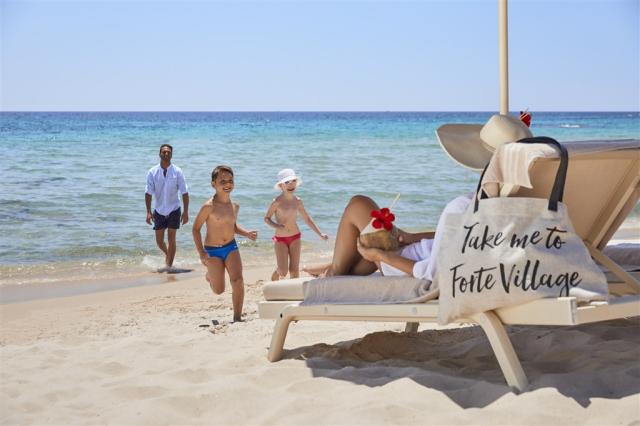 family_Beach (1)1.jpg