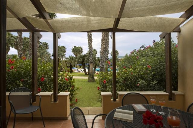 bilo vista pool.jpg