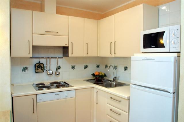 Lantana Hotel & Residence_008.jpg