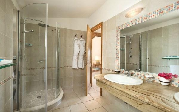 Marinedda  SUITE bagno  iimg_6196_272.jpg