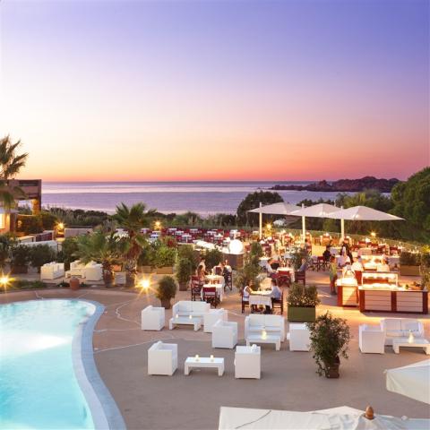 44_Marinedda_Canneddi_bordo_piscina_RGB.jpg