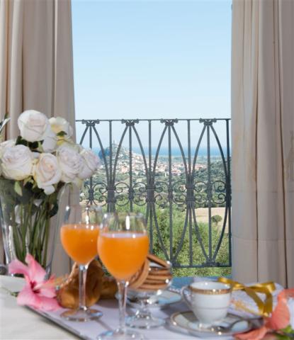 Vista mare dal ristorante.jpg