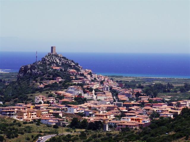 Posada panorama con castello.jpg