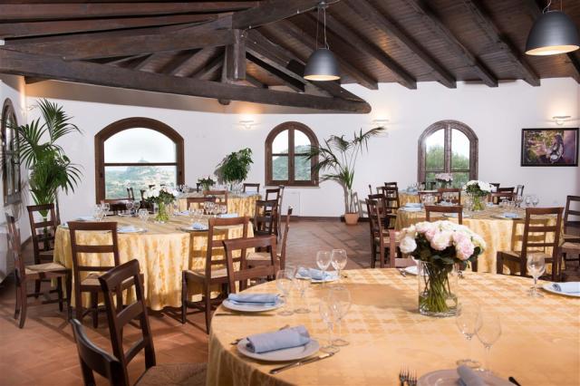 ristorante interno.jpg