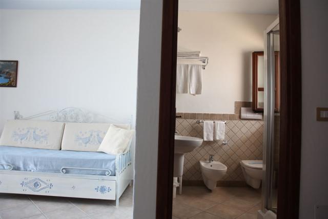 hotel-calagonone-nuraghe-arvu-gallery12.jpg