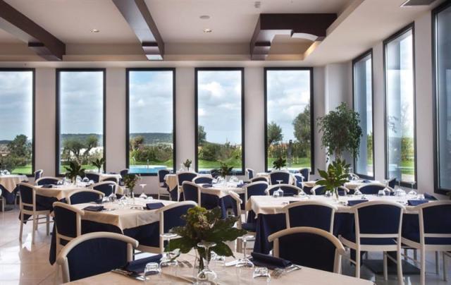 RISTORANTE INTERNO1.jpg