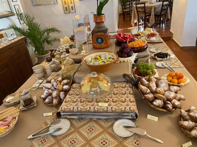 PRIMA COLAZIONE 2.jpg