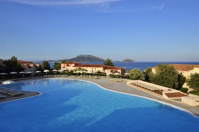 VOI_Colonna_Village_Pool_big2821.jpg