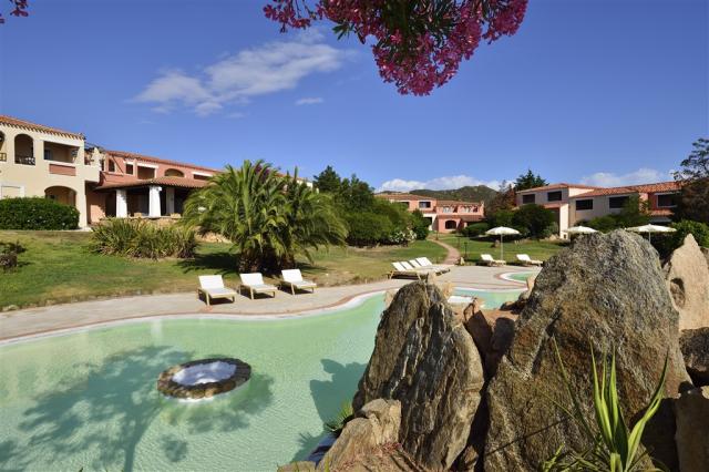 VOI_Colonna_Village_Childrens_pool.jpg