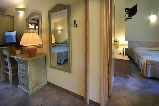 hotelsugiganti-hotelvillasimius15sardegna.jpg