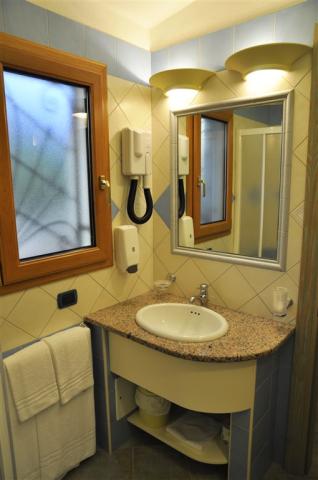 hotelsugiganti8.jpg[1].jpg