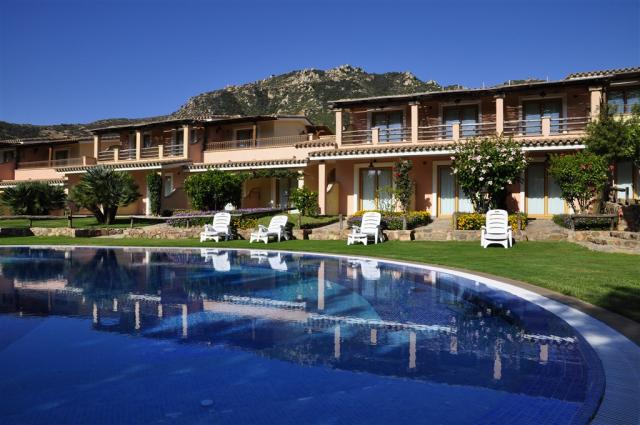 piscina-hotelsugiganti6.jpg[1].jpg