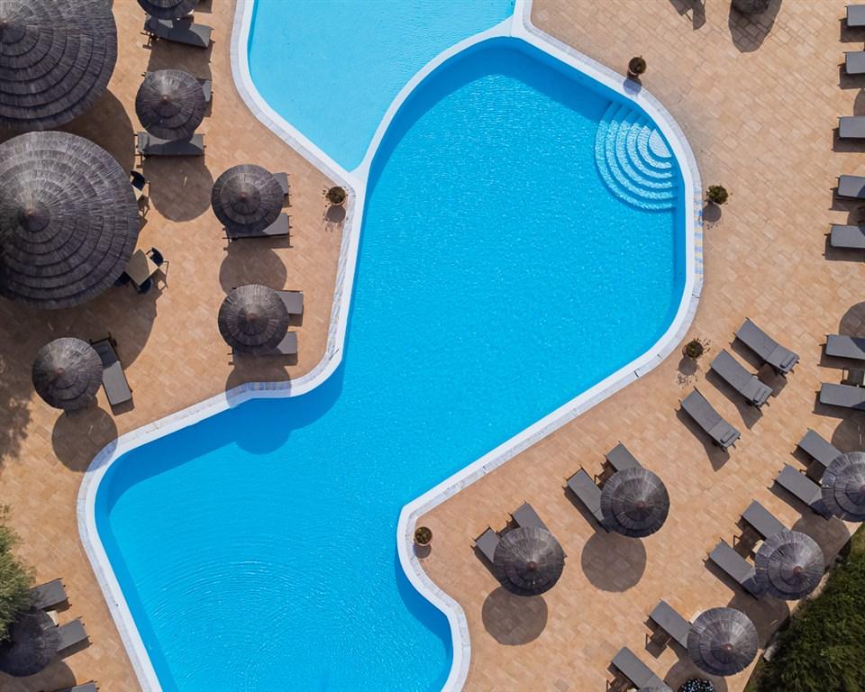 Aerea piscina.jpg