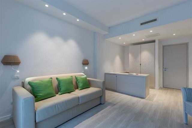 hotel-flamingo-sardegna-pula-camera-executive-familiare-2.jpg