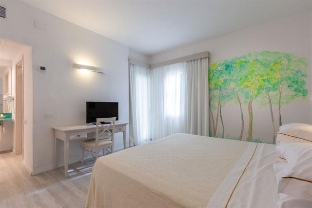 hotel-flamingo-sardegna-pula-camera-executive-familiare-4.jpg