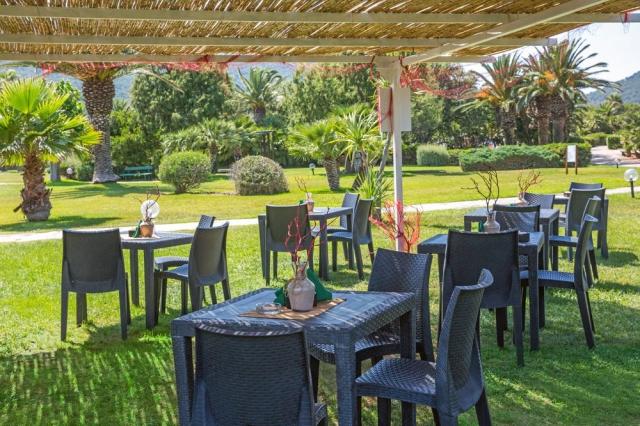35481_Futura_Club$Baia_di_Conte_Italia_z_.jpg