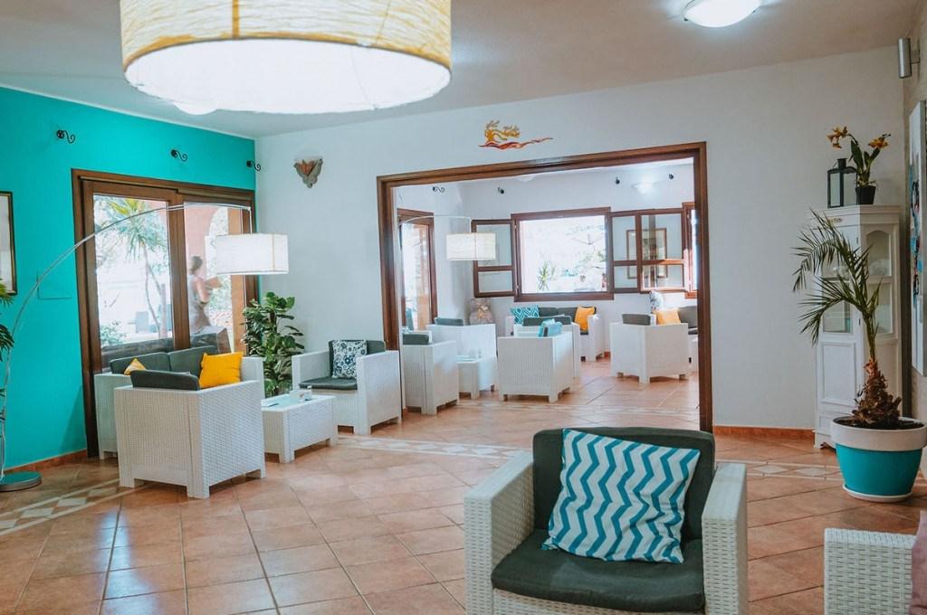 club-hotel-residence-cala-gonone-sardegna-hall2-1024x680.jpg