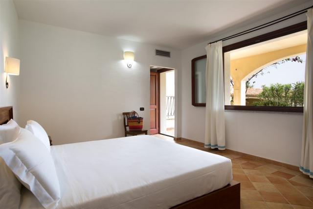 Standard room3.jpg