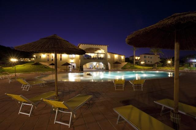 CALA LUAS RESORT - bazén5.jpg