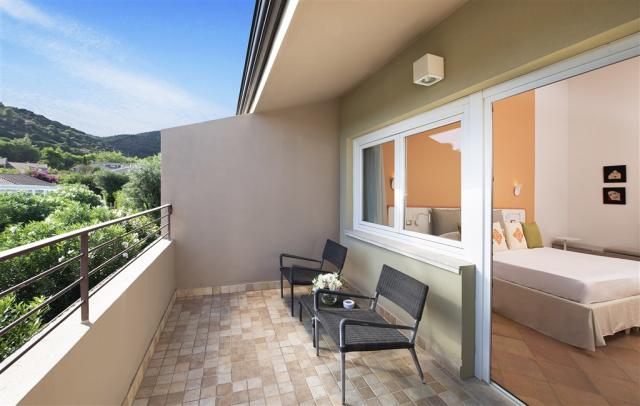 Chia Laguna_Hotel Village_Classic Family_Terrace.jpg