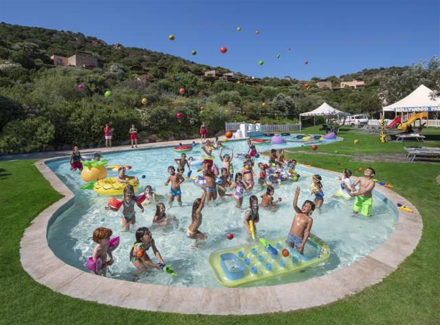 CHIA_LAGUNA_Kids Pool1.jpg