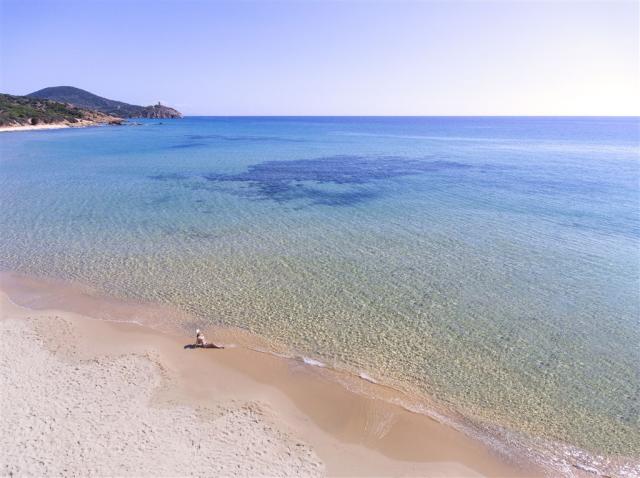 Chia Laguna_Crystal Clear Waters.jpg