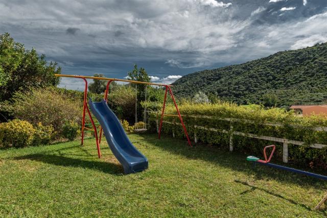 Playground 1.jpg