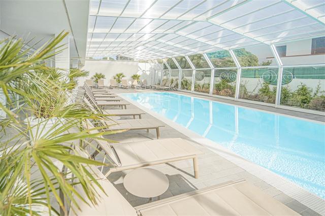 Felix Hotels_Felix Olbia_Piscina piano terra coperta autunno in