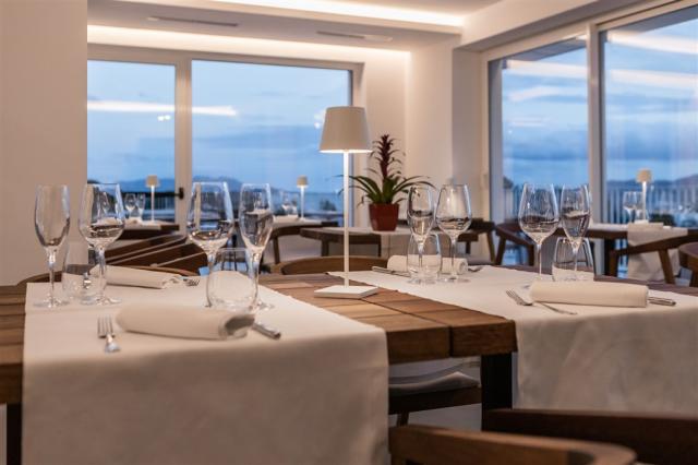 Felix-Hotels-Olbia_Ristorante-Felix-Rooftop-1.jpg