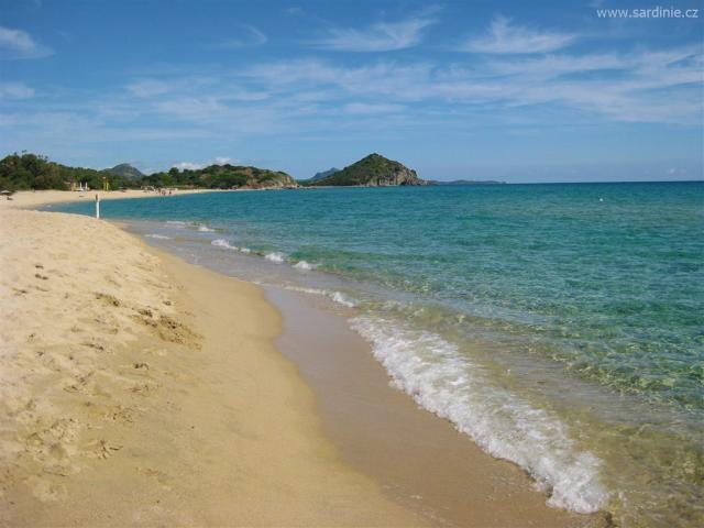 VILY SAN PIETRO_PLÁŽ CALA SINZIAS 1.jpg