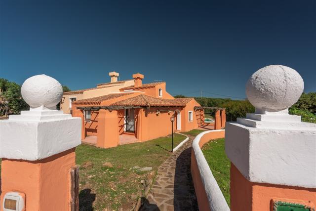 Quadri 4A Outdoor 1.jpg