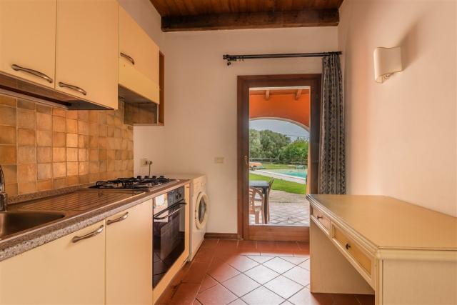 Quadri 4A Kitchen.jpg