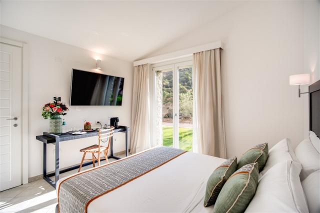 Superior Room 21.jpg