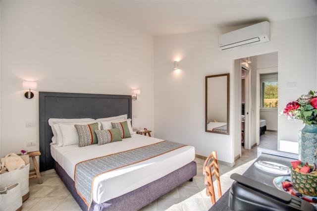Junior Suite 11.jpg