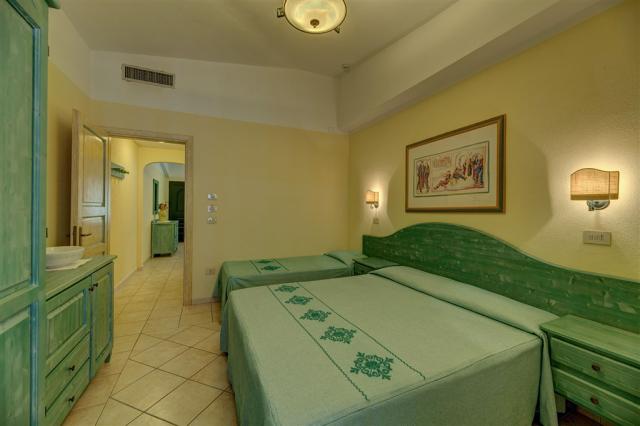 Cala_Viola_camera_A_7.jpg