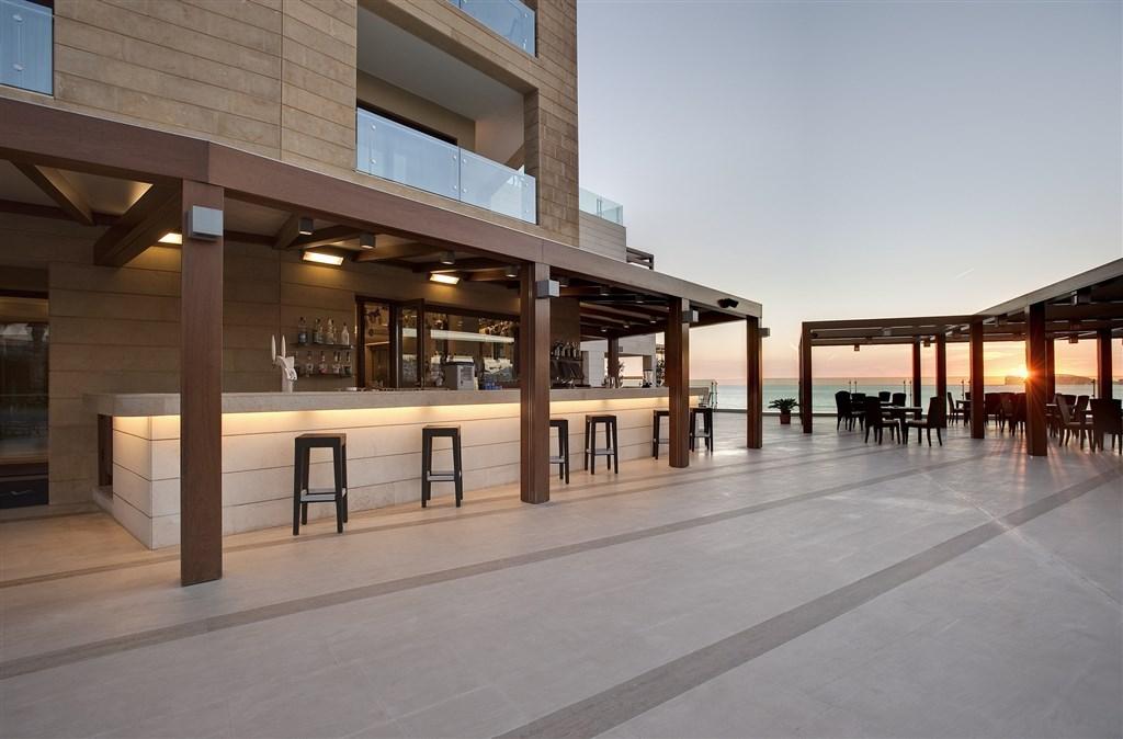 Terrazza bar 01.jpg